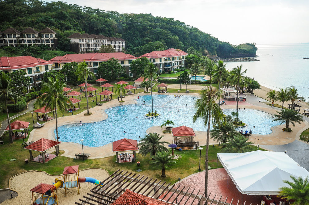 Canyon Cove Hotel And Spa Nasugbu Esterno foto